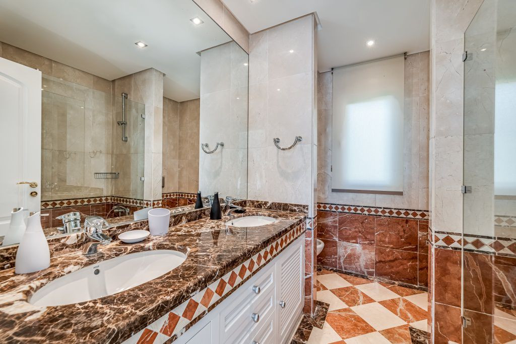 Apartment in Marbella Golden Mile, Malaga, Spain 6 bedrooms, 505 sq.m. No. 53447
