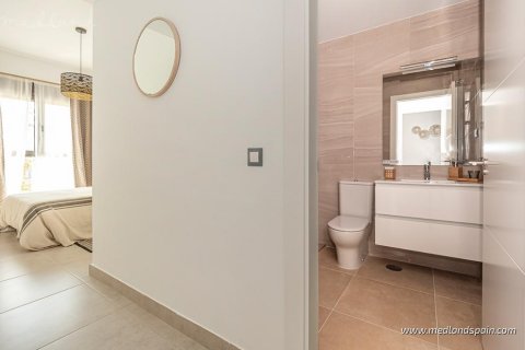 Apartment for sale in Malaga, Spain 3 bedrooms, 126 sq.m. No. 52919 - photo 8