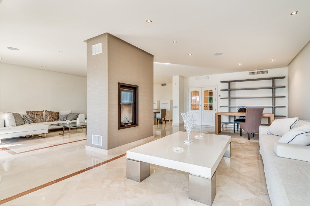 Apartment in Marbella Golden Mile, Malaga, Spain 6 bedrooms, 505 sq.m. No. 53447
