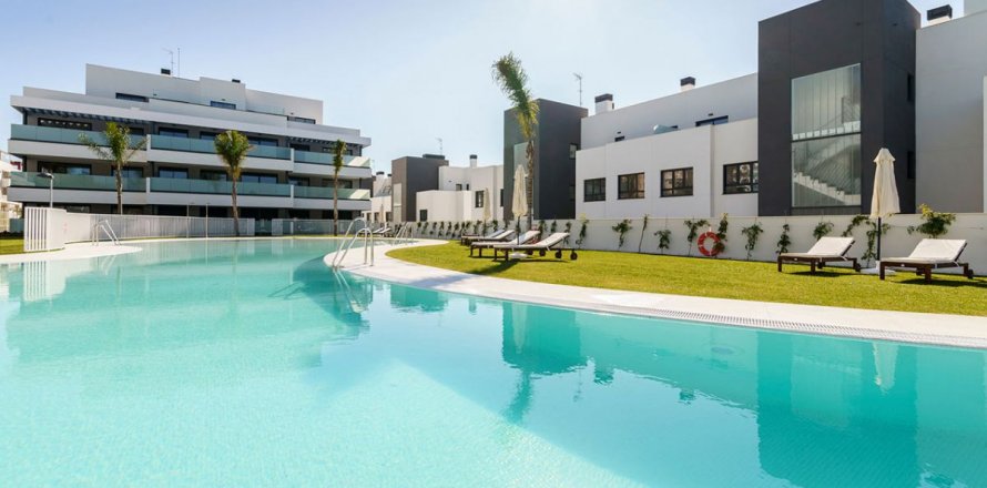 Apartment in Mijas Costa, Malaga, Spain 4 bedrooms, 172 sq.m. No. 53404