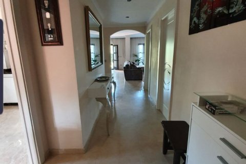 Townhouse for sale in Guadalmina, Malaga, Spain 4 bedrooms, 349 sq.m. No. 53434 - photo 7