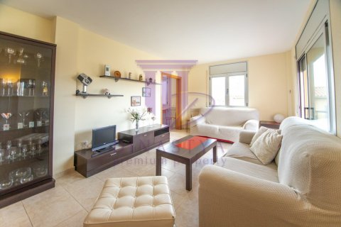 Apartment for sale in Cambrils, Tarragona, Spain 3 bedrooms, 99 sq.m. No. 53633 - photo 16