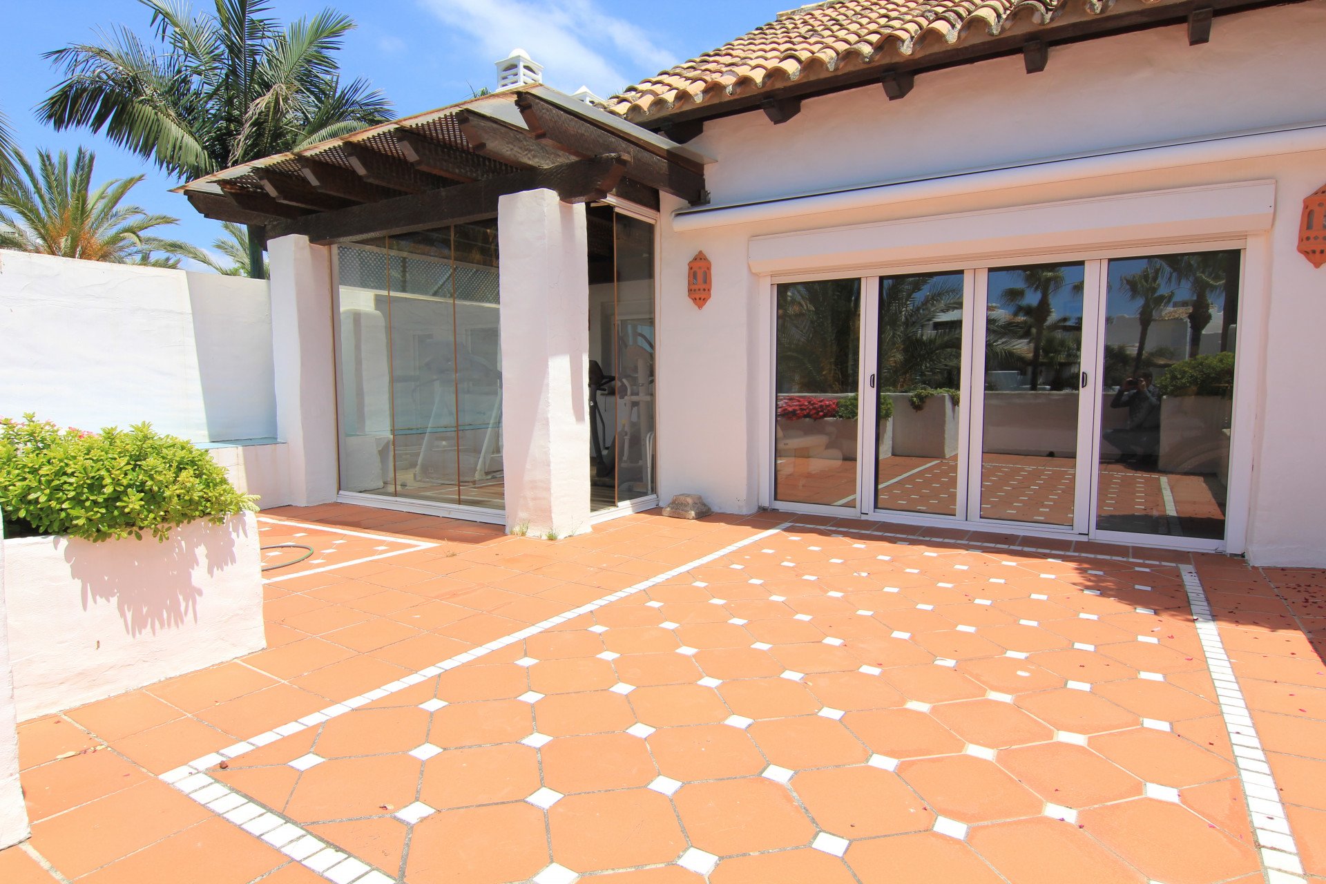 Duplex a Marbella, Malaga, Spagna 5 camere da letto, 475 mq. N° 53550