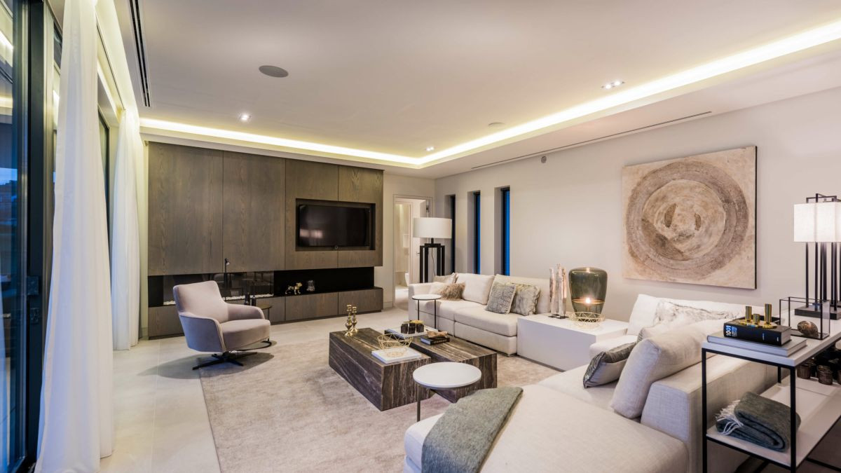 Villa in La Alqueria-El Paraíso, Malaga, Spanien 7 Schlafzimmer, 842 m2 Nr. 53413