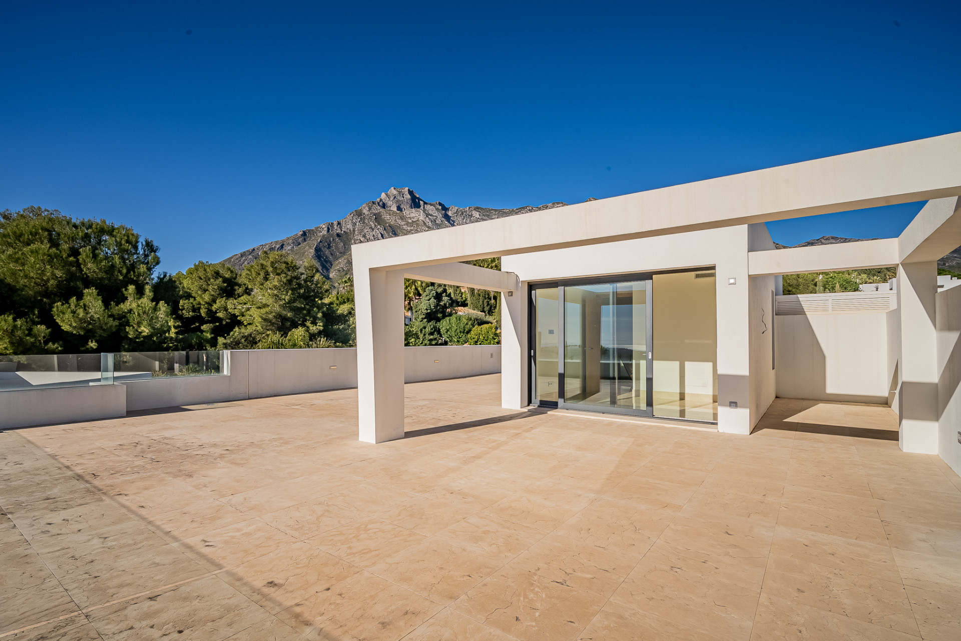 Bliźniak w Marbella Golden Mile, Malaga, Hiszpania 4 sypialnie, 528 mkw. nr 53500