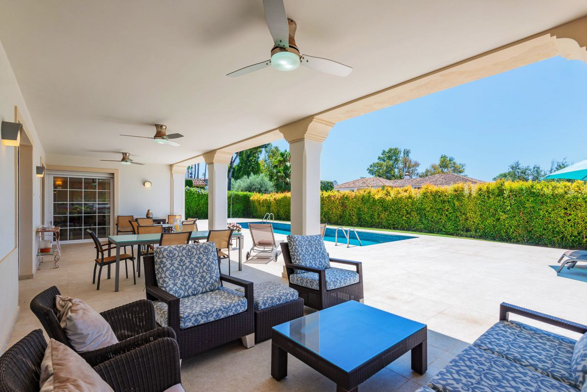 Huvila Marbella Golden Mile, Malaga, Espanja 7 makuuhuonetta, 696 m2 No. 53474