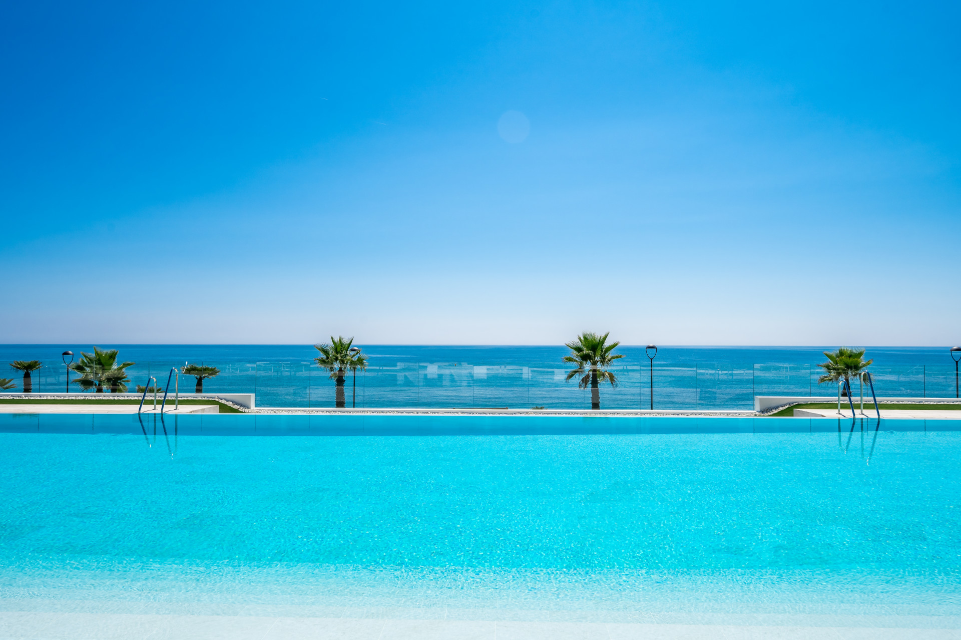 Penthäuser in Estepona, Malaga, Spanien 4 Schlafzimmer, 674 m2 Nr. 53484