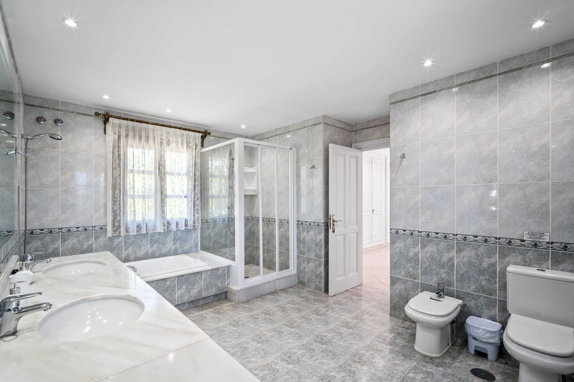 Вилла в Канселада, Малага, Испания 9 спален, 728м2 №53535