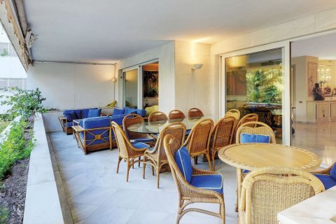 Apartment for sale in El Puerto de Santa Maria, Cadiz, Spain 5 bedrooms, 339 sq.m. No. 53378 - photo 5