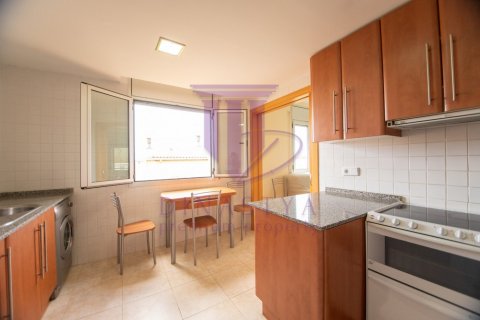 Apartment for sale in Cambrils, Tarragona, Spain 3 bedrooms, 99 sq.m. No. 53633 - photo 9