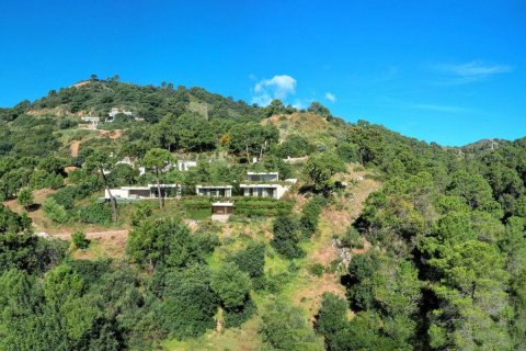 Villa for sale Benahavis, Malaga, Spain 4 bedrooms, 580 sq.m. No. 53480 - photo 2