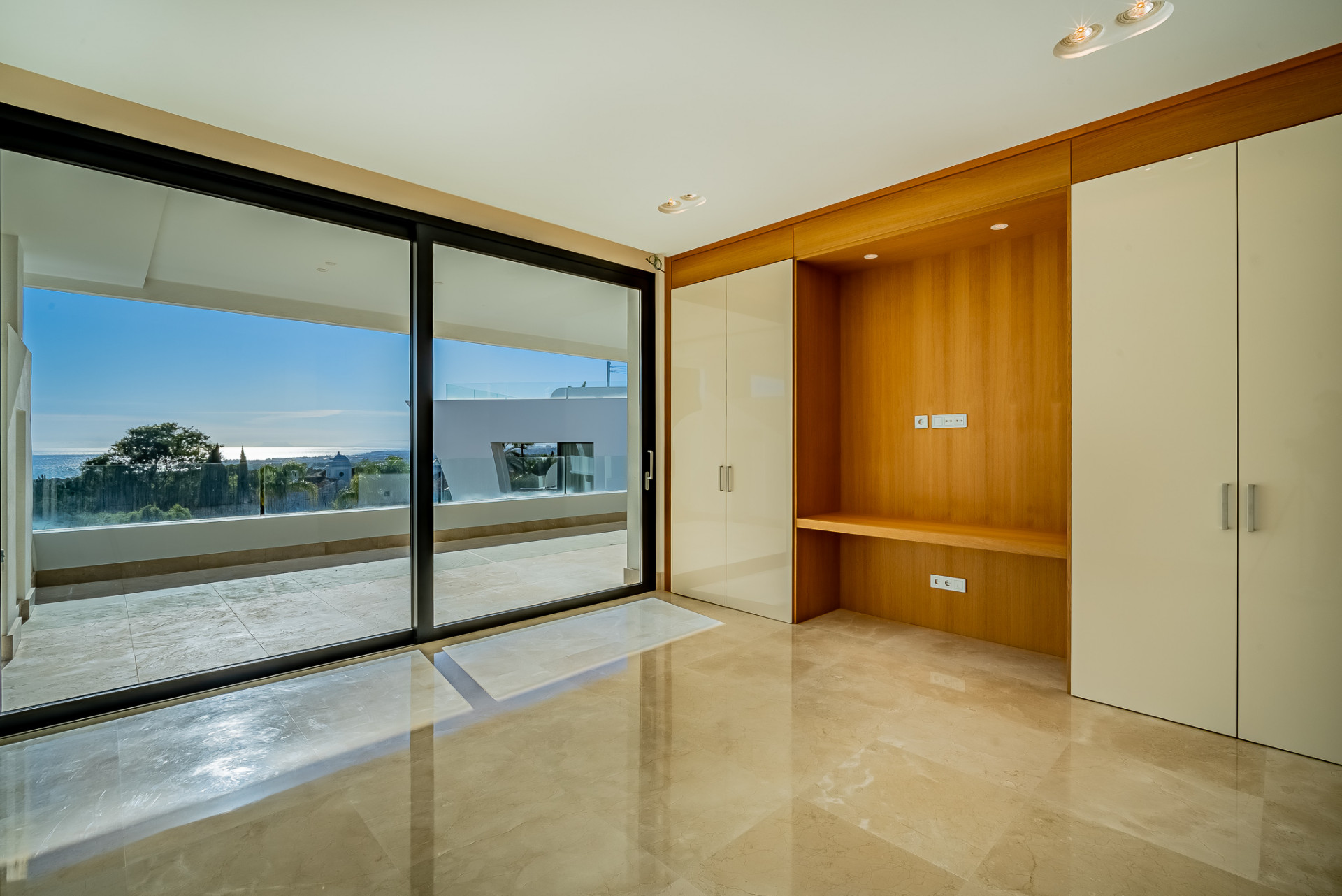Bliźniak w Marbella Golden Mile, Malaga, Hiszpania 4 sypialnie, 528 mkw. nr 53500