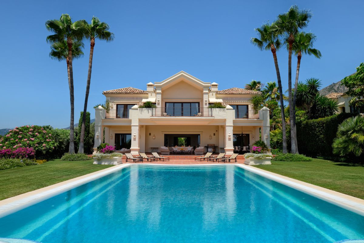 Huvila Marbella Golden Mile, Malaga, Espanja 5 makuuhuonetta, 1025 m2 No. 53465