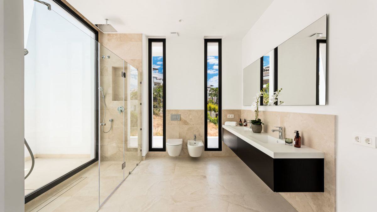 Villa à La Alqueria-El Paraíso, Malaga, Espagne 5 chambres, 862 m2 No. 53380
