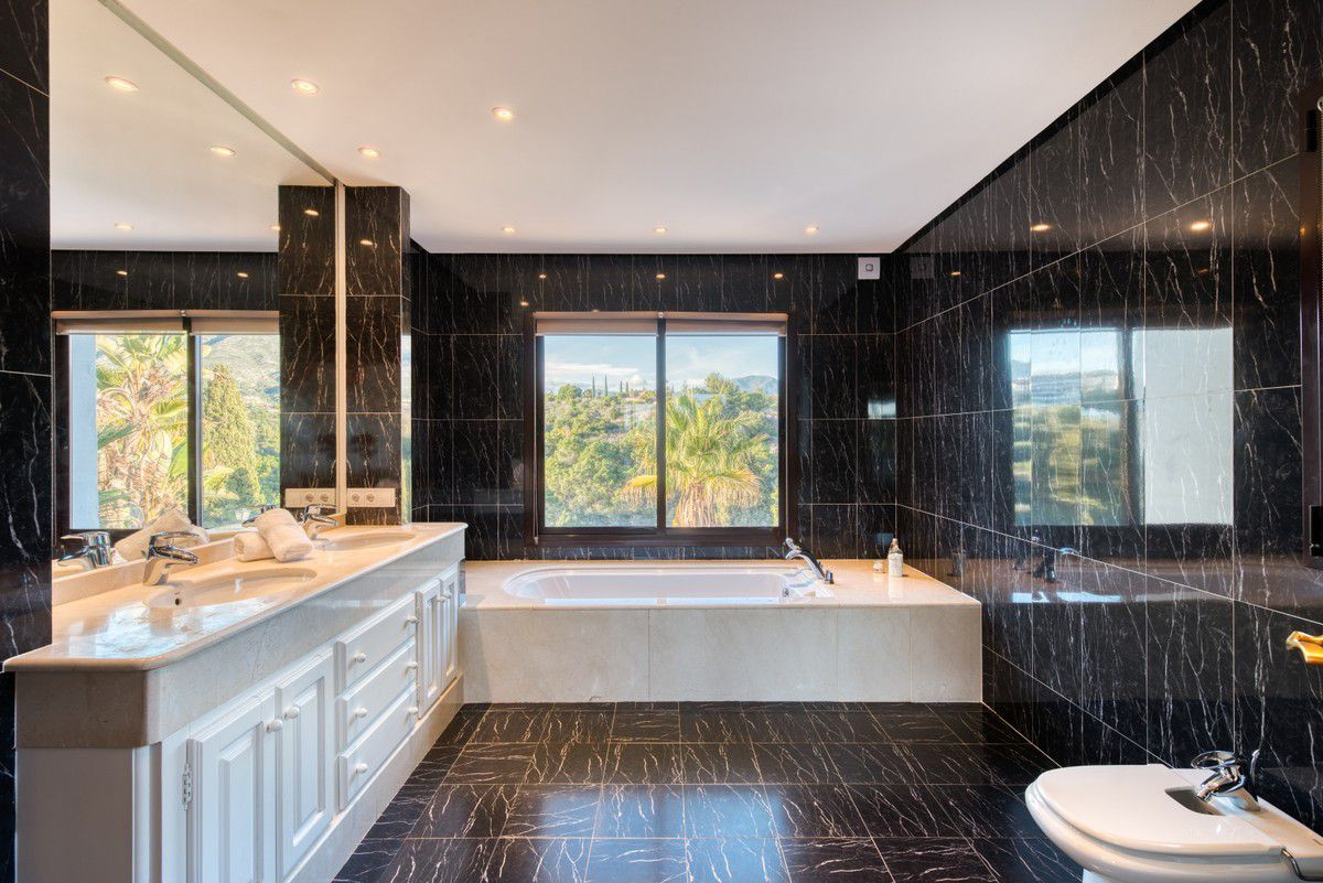 Huvila Marbella Golden Mile, Malaga, Espanja 8 makuuhuonetta, 1047 m2 No. 53449