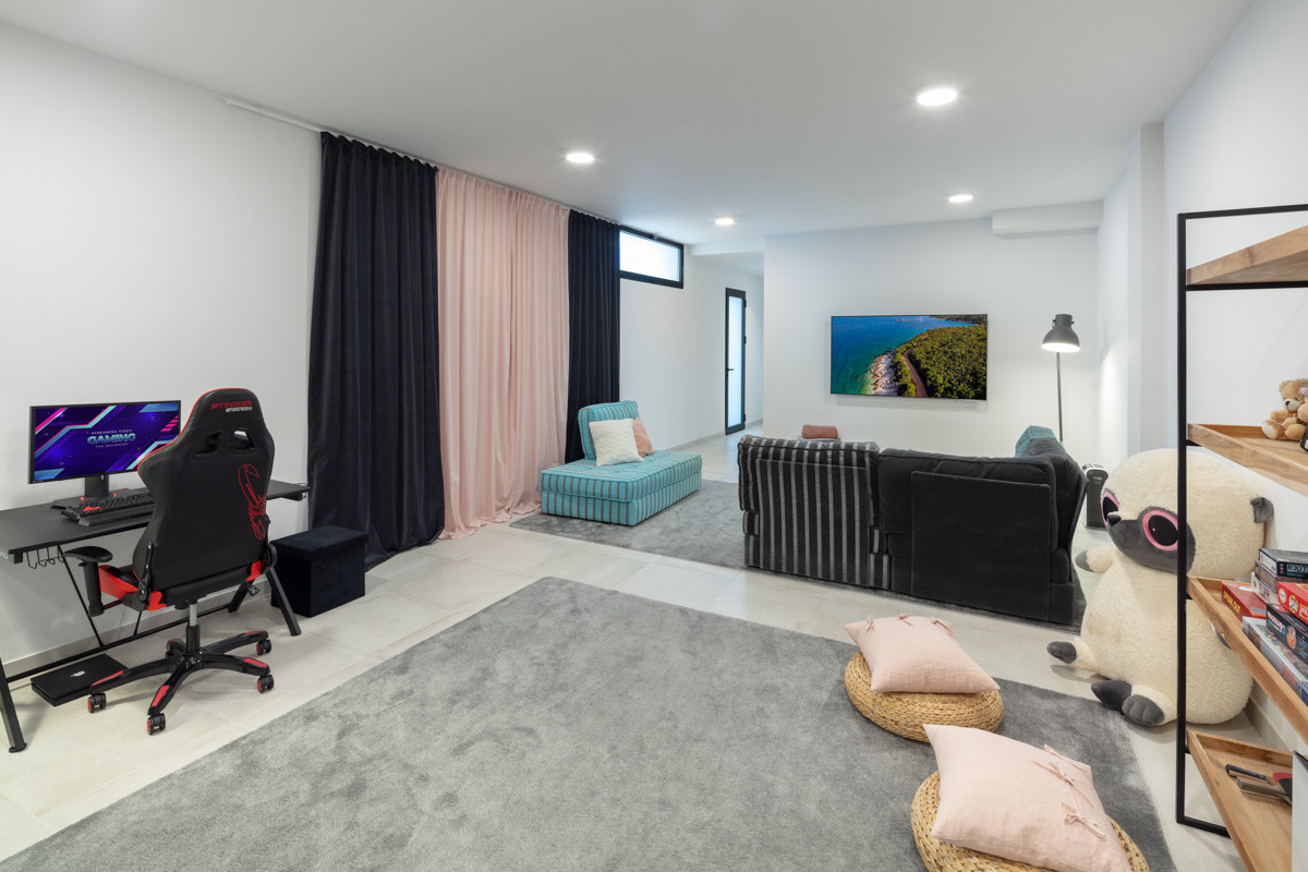 Willa w Estepona, Malaga, Hiszpania 4 sypialnie, 315 mkw. nr 53553