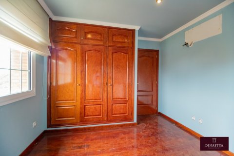 House for sale Tarragona, Spain 6 bedrooms, 280 sq.m. No. 53644 - photo 16