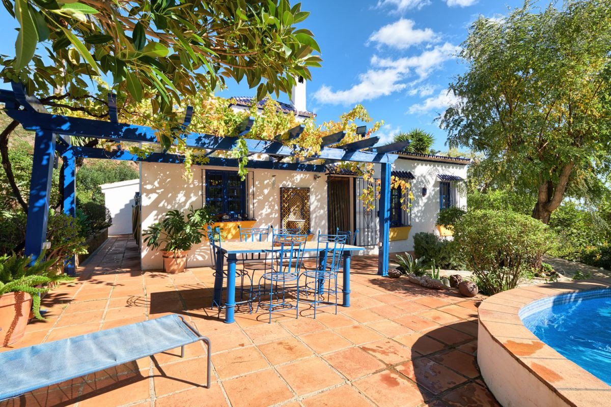 Huvila Estepona, Malaga, Espanja 2 makuuhuonetta, 259 m2 No. 53368
