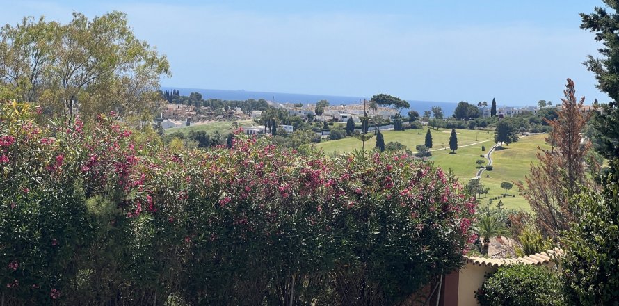 Land plot in Benahavis, Malaga, Spain No. 53547