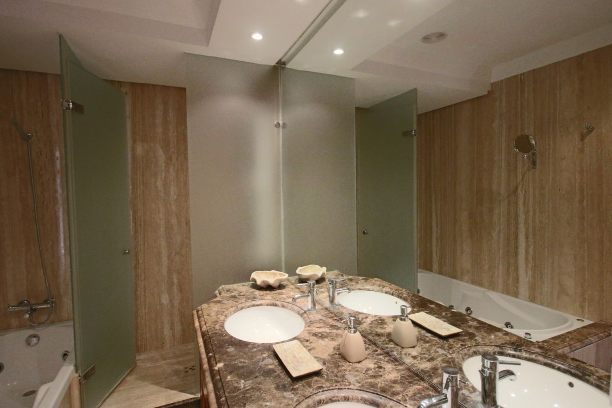 Apartament w Estepona, Malaga, Hiszpania 3 sypialnie, 183 mkw. nr 53399