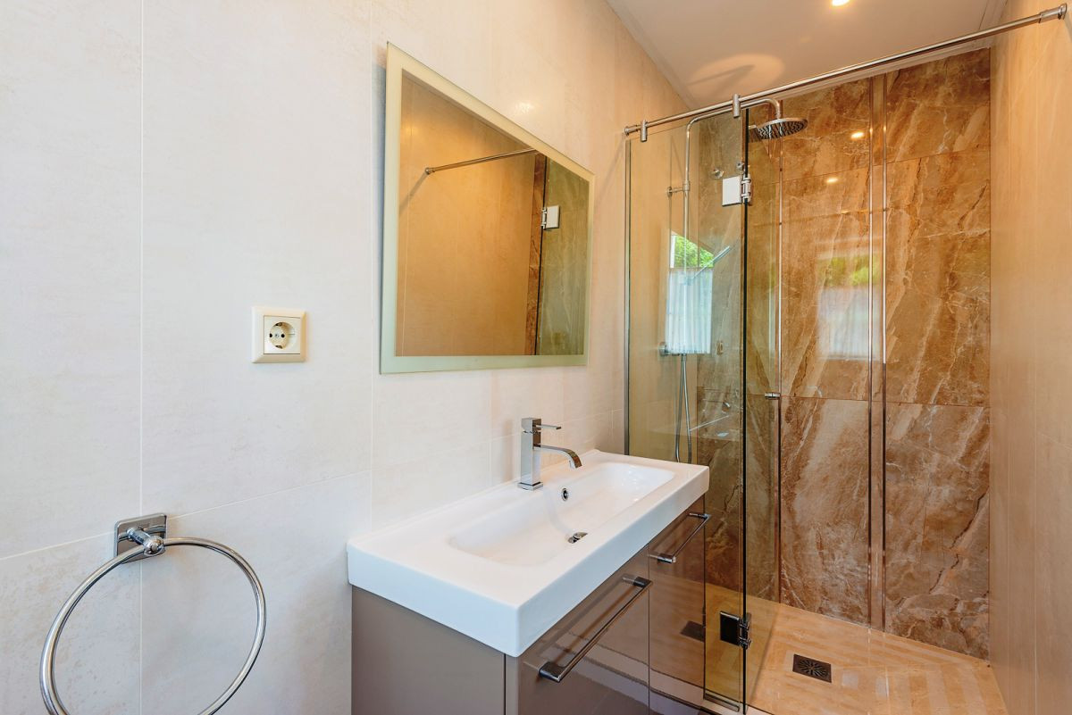 Huvila Marbella Golden Mile, Malaga, Espanja 7 makuuhuonetta, 696 m2 No. 53474