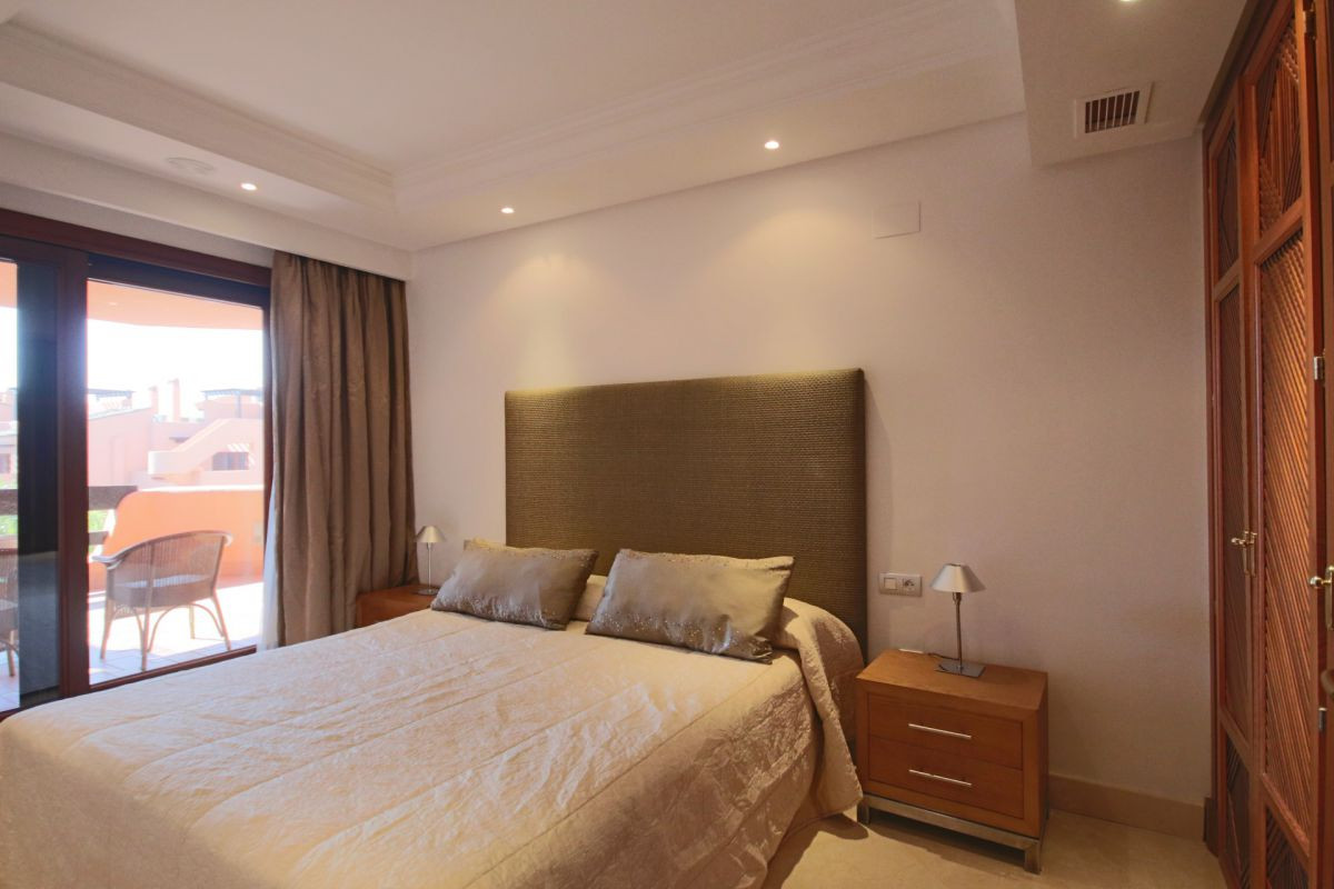 Apartament w Estepona, Malaga, Hiszpania 3 sypialnie, 183 mkw. nr 53399