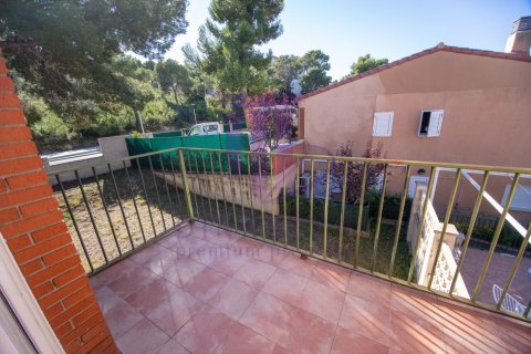 Townhouse for sale Cap Salou, Tarragona, Spain 3 bedrooms, 205 sq.m. No. 53635 - photo 4