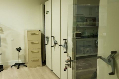 Commercial property for sale in Estepona, Malaga, Spain 2 bedrooms, 495 sq.m. No. 53443 - photo 4
