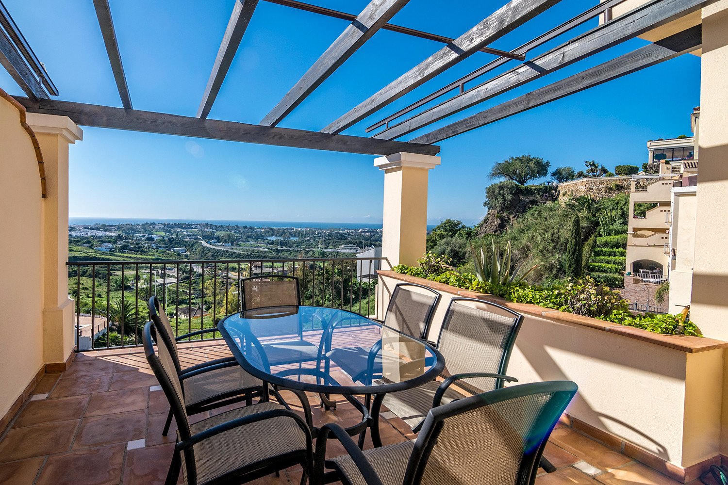 Penthouse in Benahavis, Malaga, Spain 3 bedrooms, 190 sq.m. No. 53524