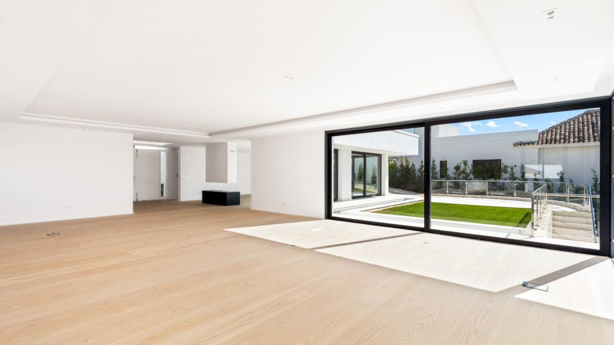 Willa w Nueva Andalucia, Malaga, Hiszpania 4 sypialnie, 749 mkw. nr 53398