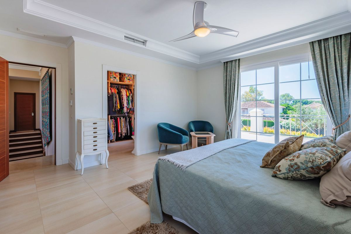 Huvila Marbella Golden Mile, Malaga, Espanja 7 makuuhuonetta, 696 m2 No. 53474