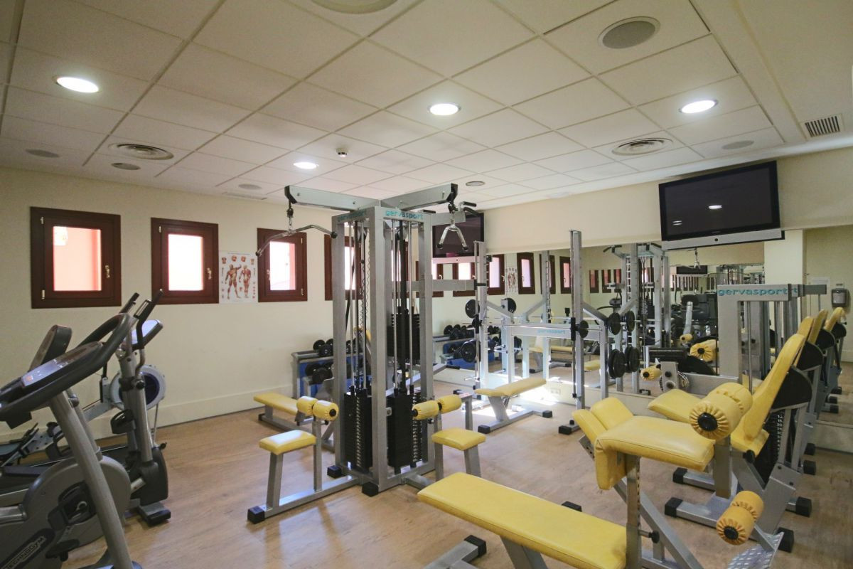 Apartament w Estepona, Malaga, Hiszpania 3 sypialnie, 183 mkw. nr 53399