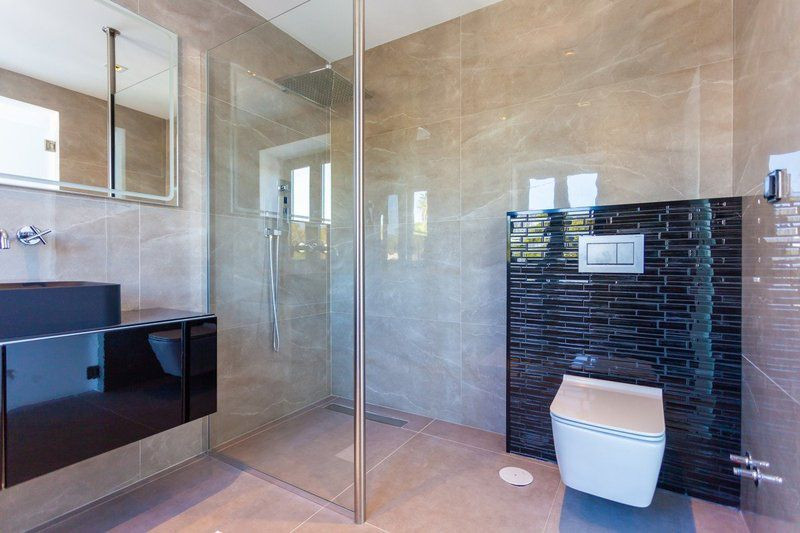 Villa a Marbella, Malaga, Spagna 5 camere da letto, 597 mq. N° 53440