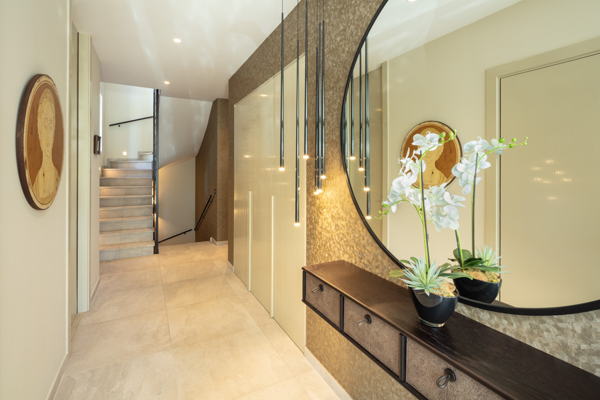 Huvila Nueva Andalucia, Malaga, Espanja 5 makuuhuonetta, 441 m2 No. 53523
