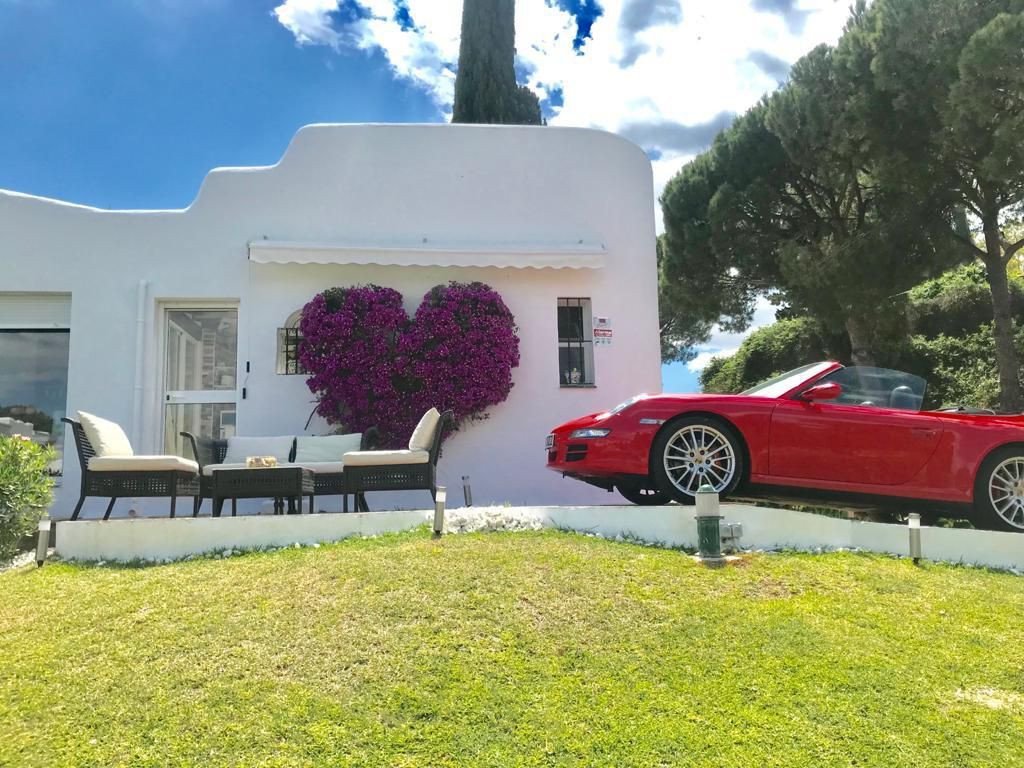 Kaupunkipientalo Nueva Andalucia, Malaga, Espanja 4 makuuhuonetta, 212 m2 No. 53471
