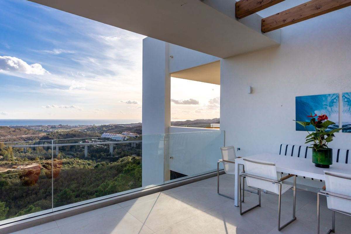 Appartamento a Benahavis, Malaga, Spagna 3 camere da letto, 167 mq. N° 53364
