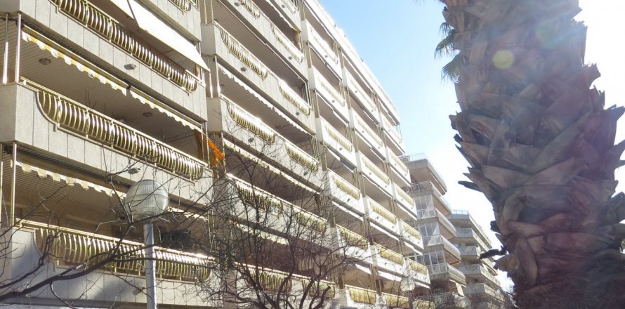 Apartment in Salou, Tarragona, Spain 50 sq.m. No. 53640