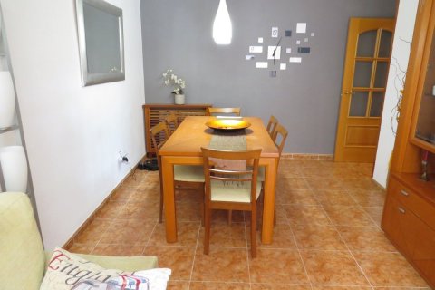 Apartment for sale in Salou, Tarragona, Spain 2 bedrooms, 100 sq.m. No. 53616 - photo 7