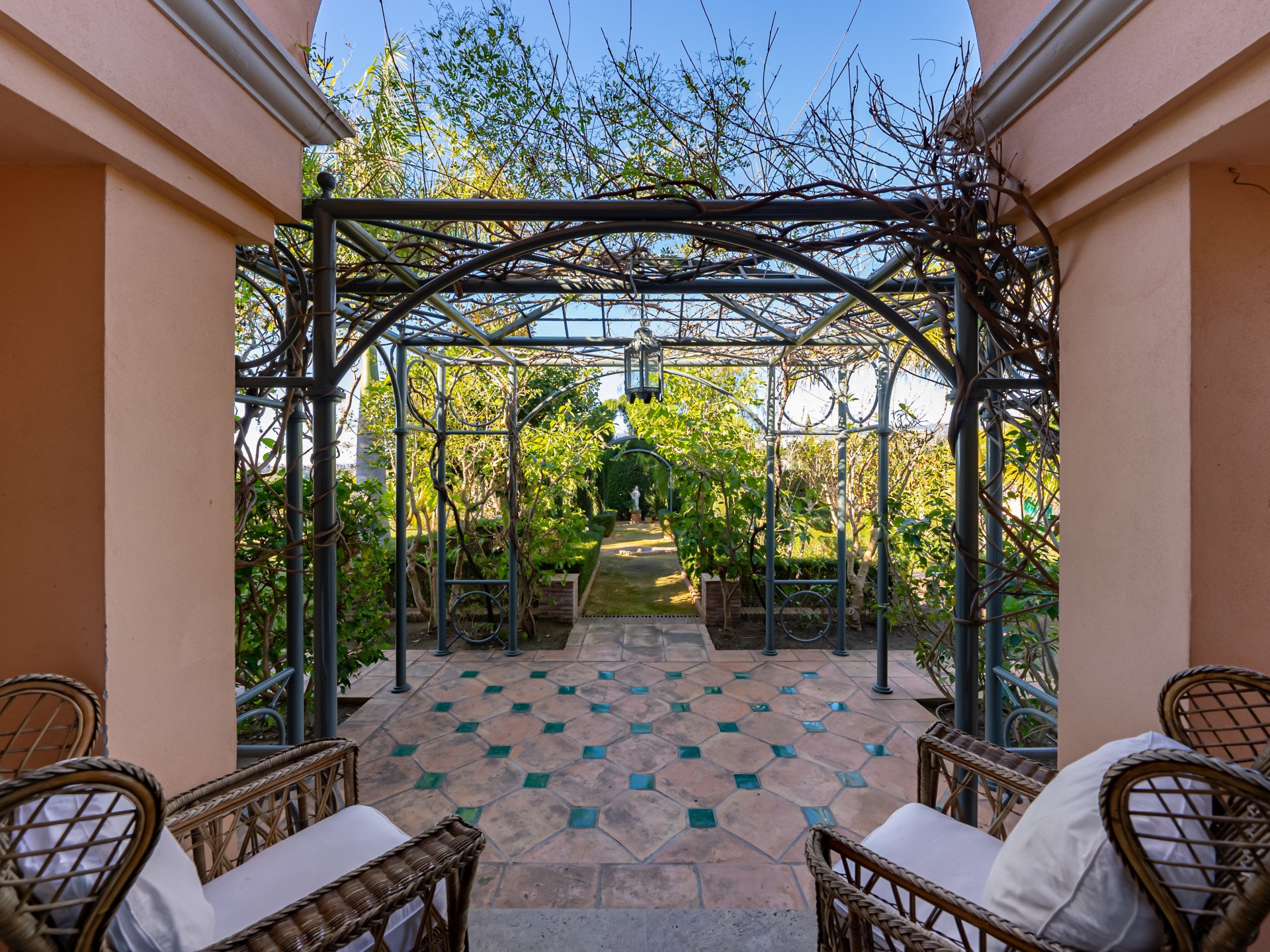 Villa in Benahavis, Malaga, Spain 8 bedrooms, 1017 sq.m. No. 53489