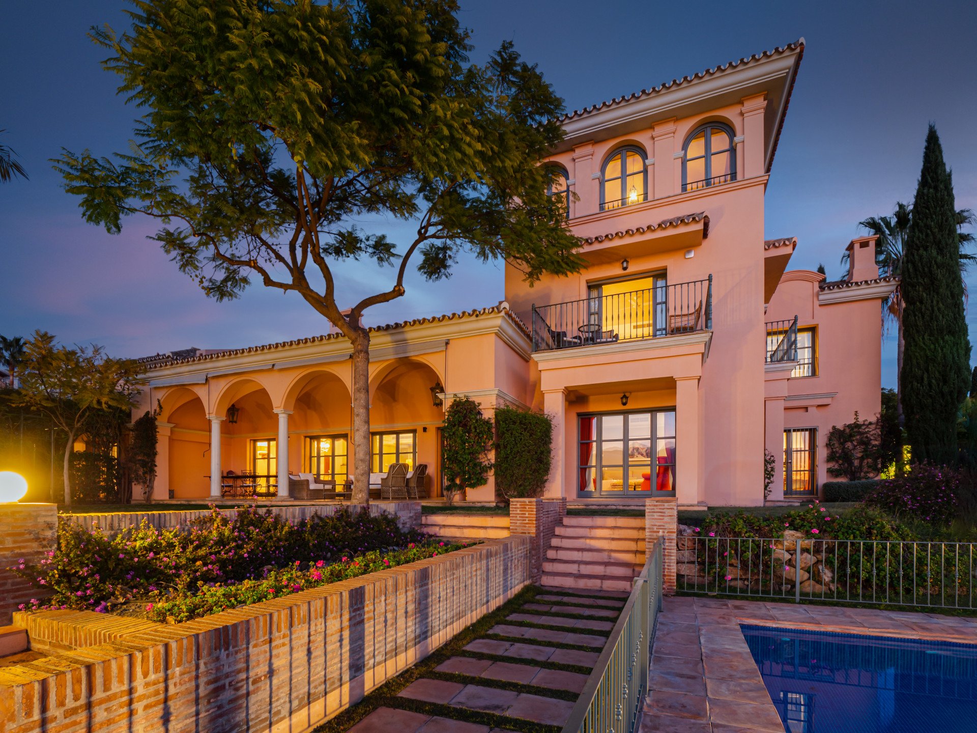 Villa in Benahavis, Malaga, Spain 8 bedrooms, 1017 sq.m. No. 53489