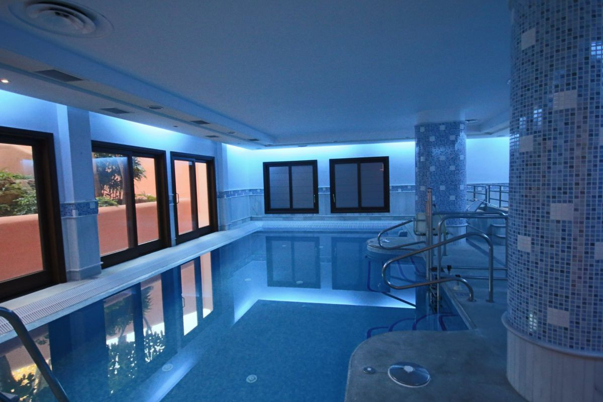 Apartament w Estepona, Malaga, Hiszpania 3 sypialnie, 183 mkw. nr 53399