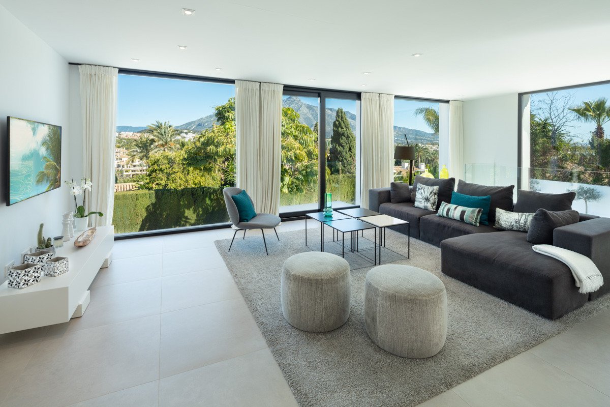 Villa Nueva Andalucia, Malaga, Spānijā 4 istabas, 350 m2 Nr. 53504