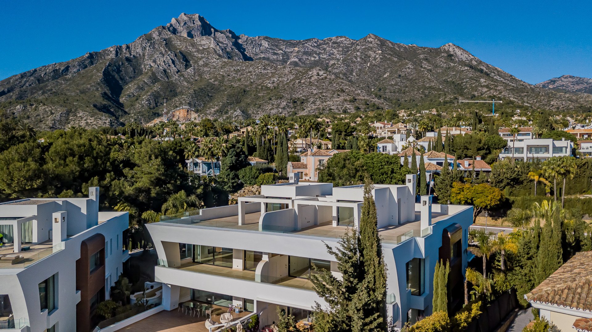 Bliźniak w Marbella Golden Mile, Malaga, Hiszpania 4 sypialnie, 528 mkw. nr 53500