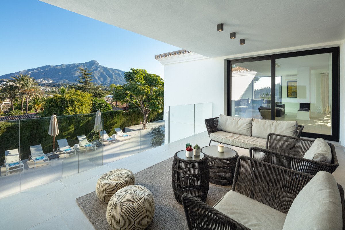 Villa Nueva Andalucia, Malaga, Spānijā 4 istabas, 350 m2 Nr. 53504