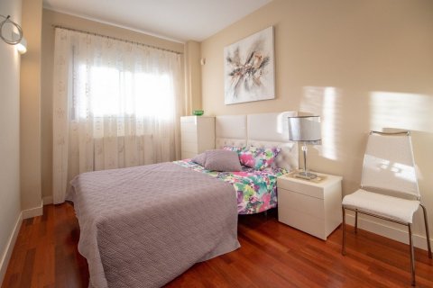 Apartment for rent in Tarragona, Spain 3 bedrooms, 85 sq.m. No. 53622 - photo 17