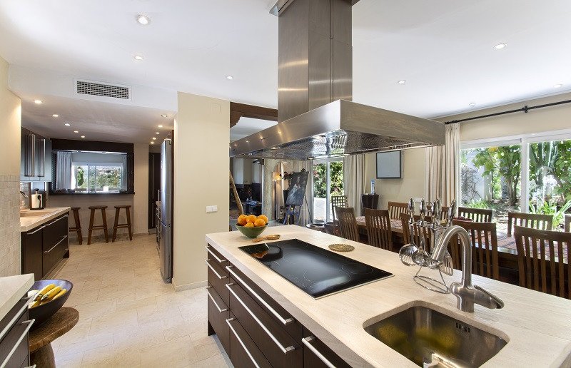 Villa en Nueva Andalucía, Málaga, España 5 dormitorios, 400 m2 No. 53559