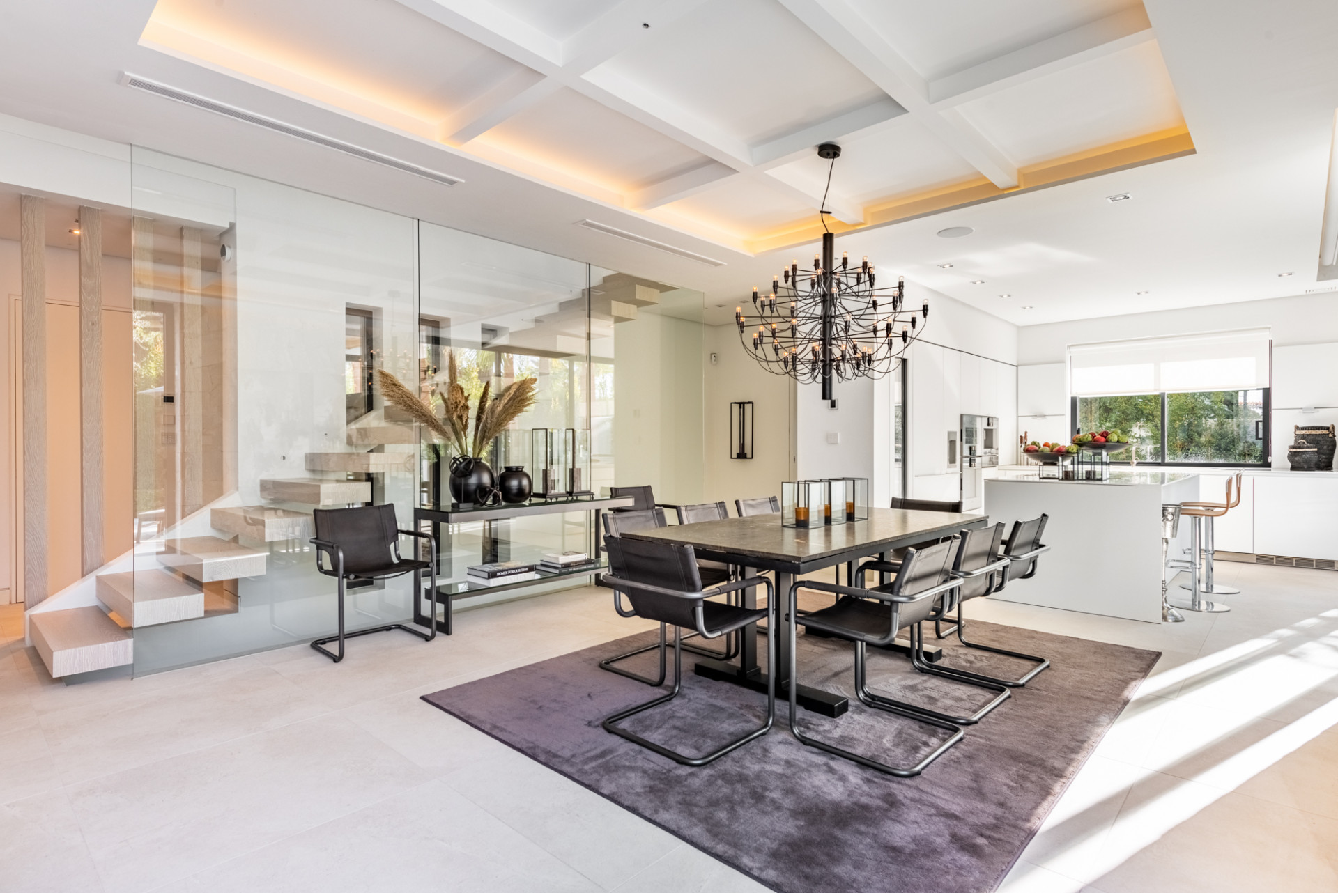 Villa i Marbella Golden Mile, Malaga, Spanien 5 sovrum, 393 kvm. Nr. 53570
