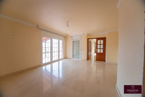 House for sale Tarragona, Spain 6 bedrooms, 280 sq.m. No. 53644 - photo 8