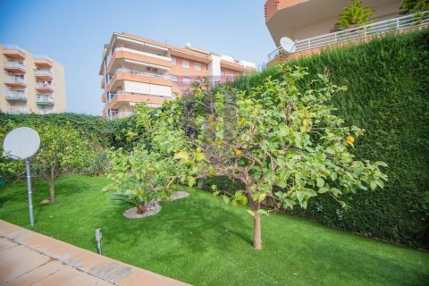 Apartment for sale in Salou, Tarragona, Spain 2 bedrooms, 90 sq.m. No. 53628 - photo 14