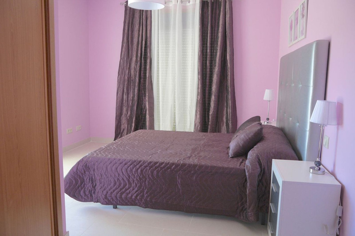 Huoneisto San Luis de Sabinillas, Malaga, Espanja 2 makuuhuonetta, 101 m2 No. 55437